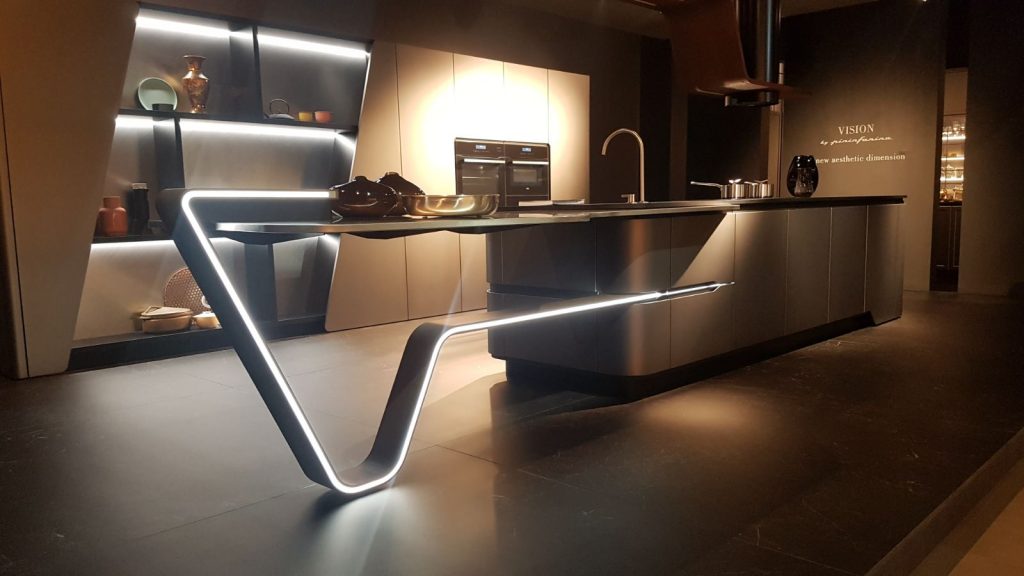 modern konyhabútor rejtett világítással